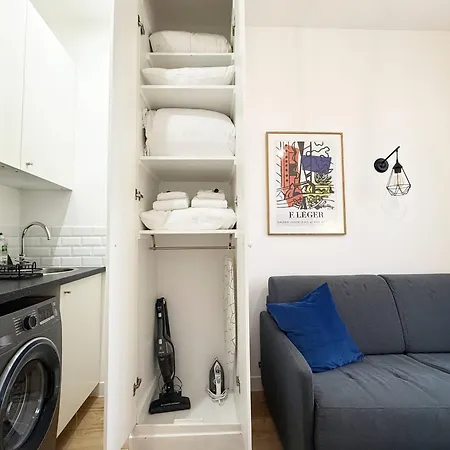 Charming - 2 Guests - 2min Walk From Metro *