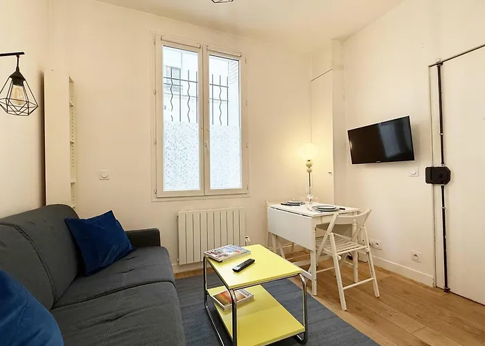 Charming - 2 Guests - 2min Walk From Metro Apartamento París