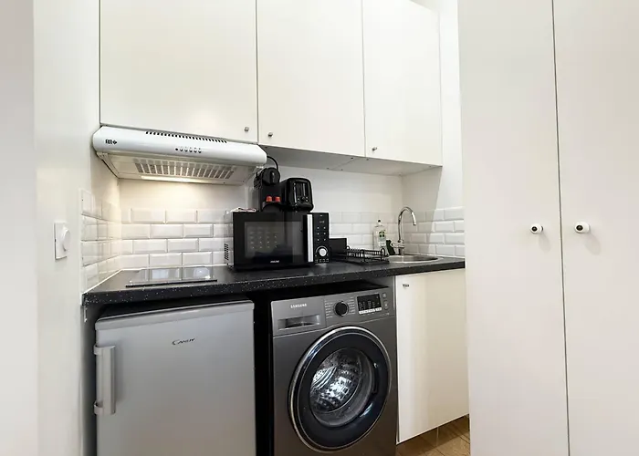 Appartamento Charming - 2 Guests - 2min Walk From Metro *