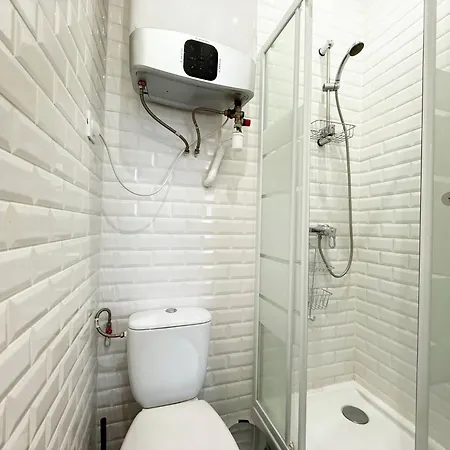 Charming - 2 Guests - 2min Walk From Metro *